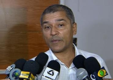 Euze Márcio Souza Carvalho,