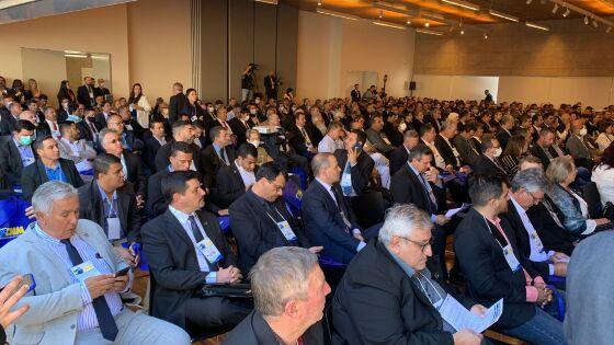 Prefeitos fazem manifestação em Brasília para evitar queda de recursos